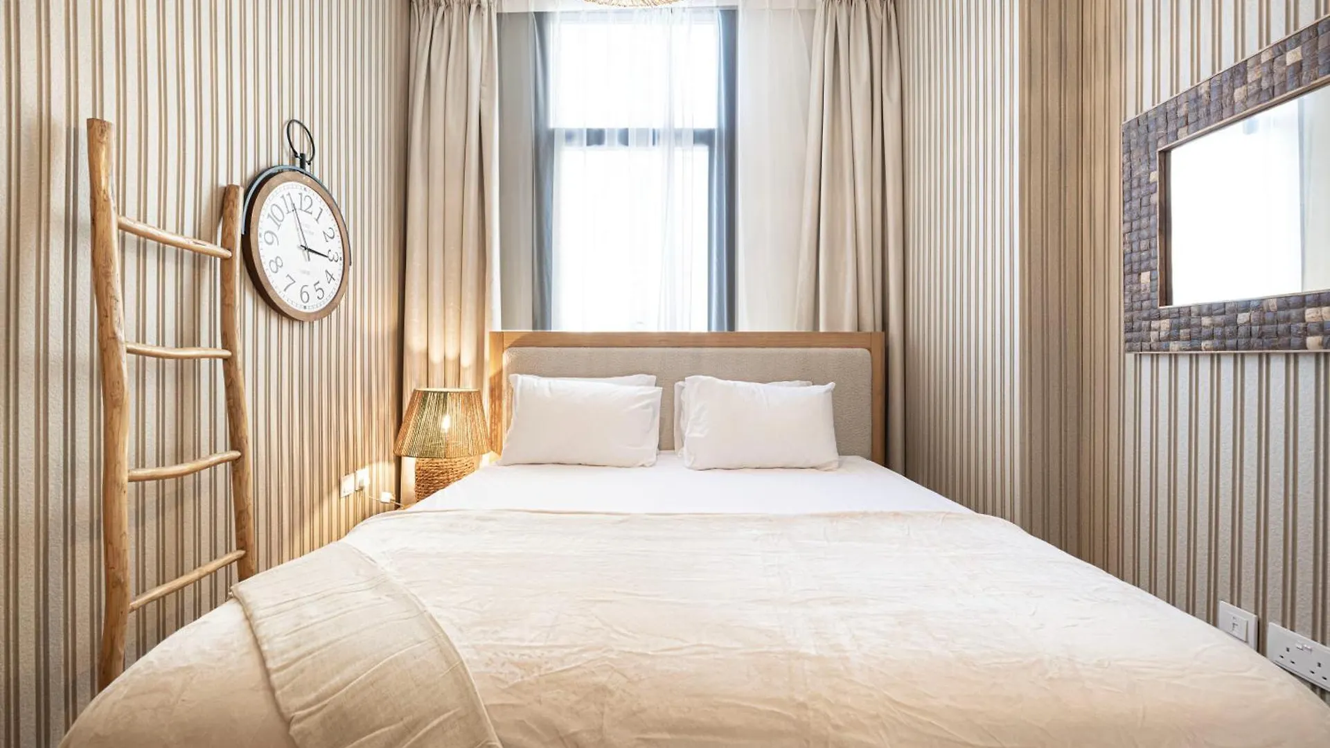 Apartment Desert Nights By Blue Cloud Holidays Sharjah United Arab Emirates