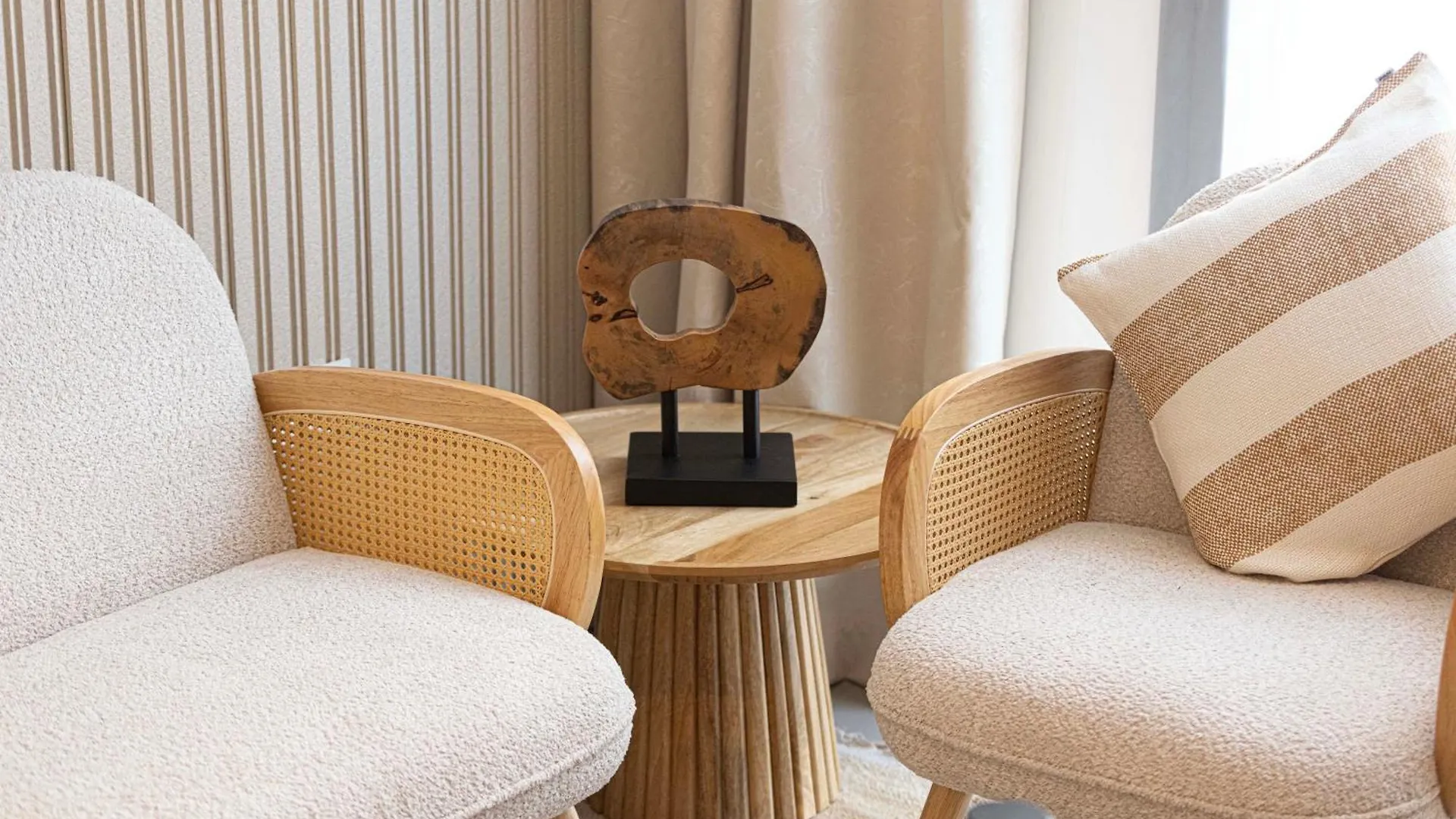 Desert Nights By Blue Cloud Holidays Sharjah Apartamento
